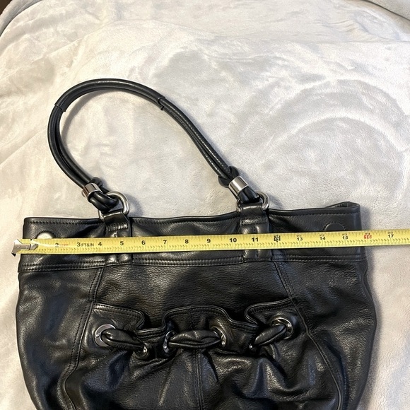 B Makowsky Large Soft Black Leather Shoulder Purse Bucket Bag - Picture 13 of 15